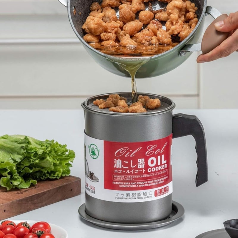 Powerful Oil Filter Pot (1.4L): soup strainer, fat separator, mesh strainer, kitchen cookware, frying grease case, metal can for storing and purifying liquids, now has Al-Israa (1)